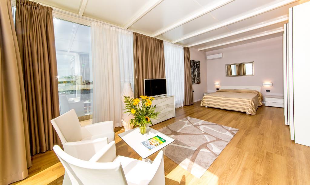 Hotel Helios Lido di Jesolo Værelse billede