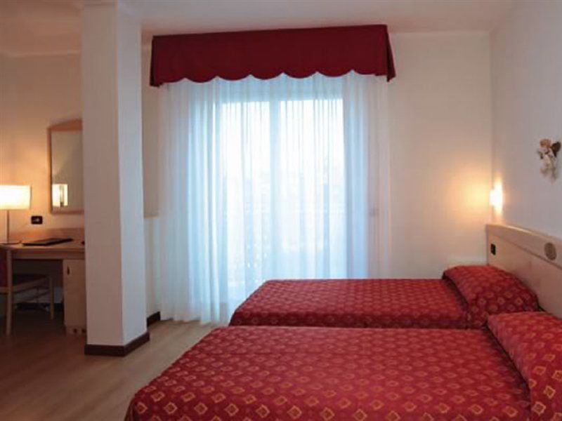 Hotel Helios Lido di Jesolo Eksteriør billede