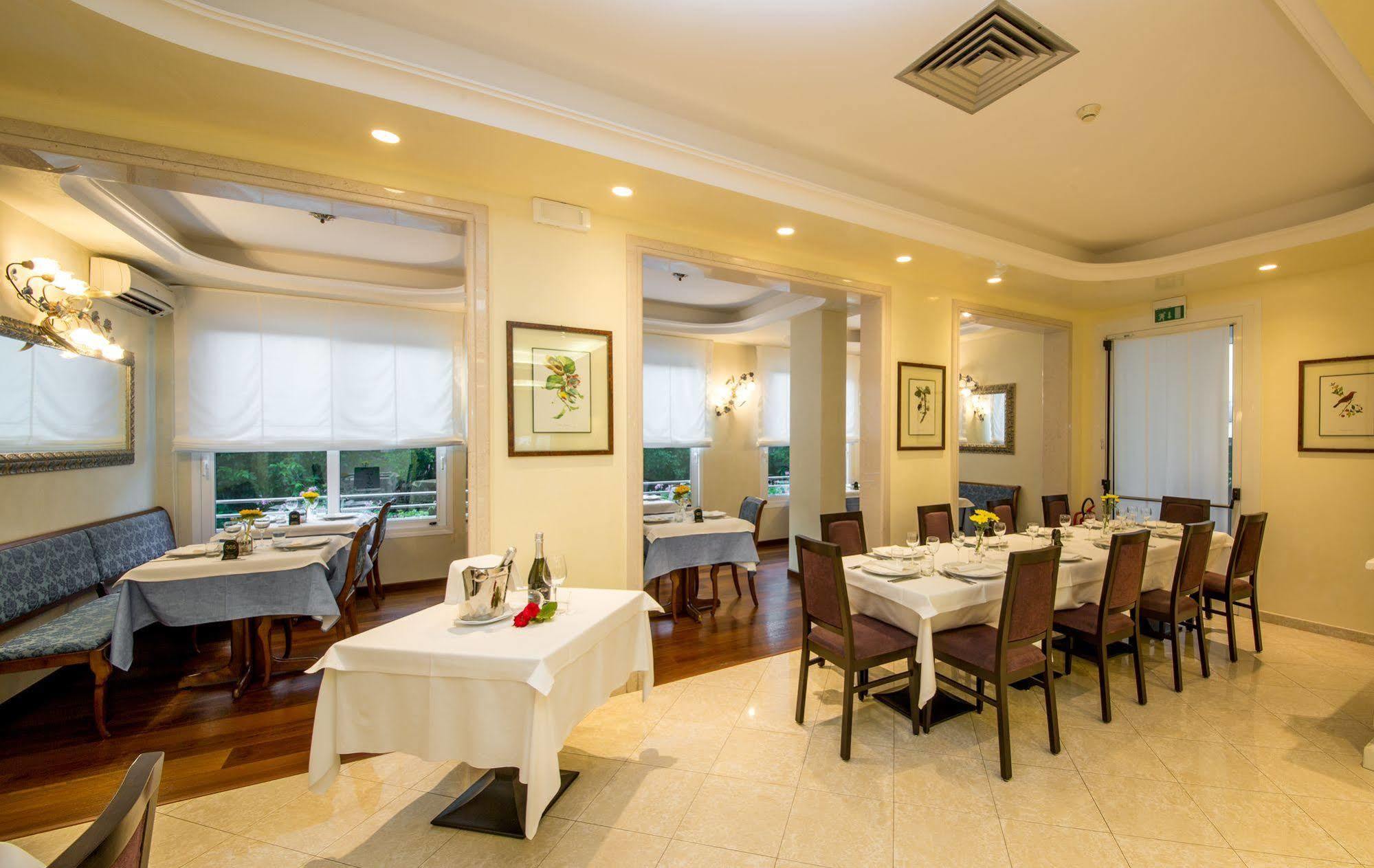 Hotel Helios Lido di Jesolo Eksteriør billede